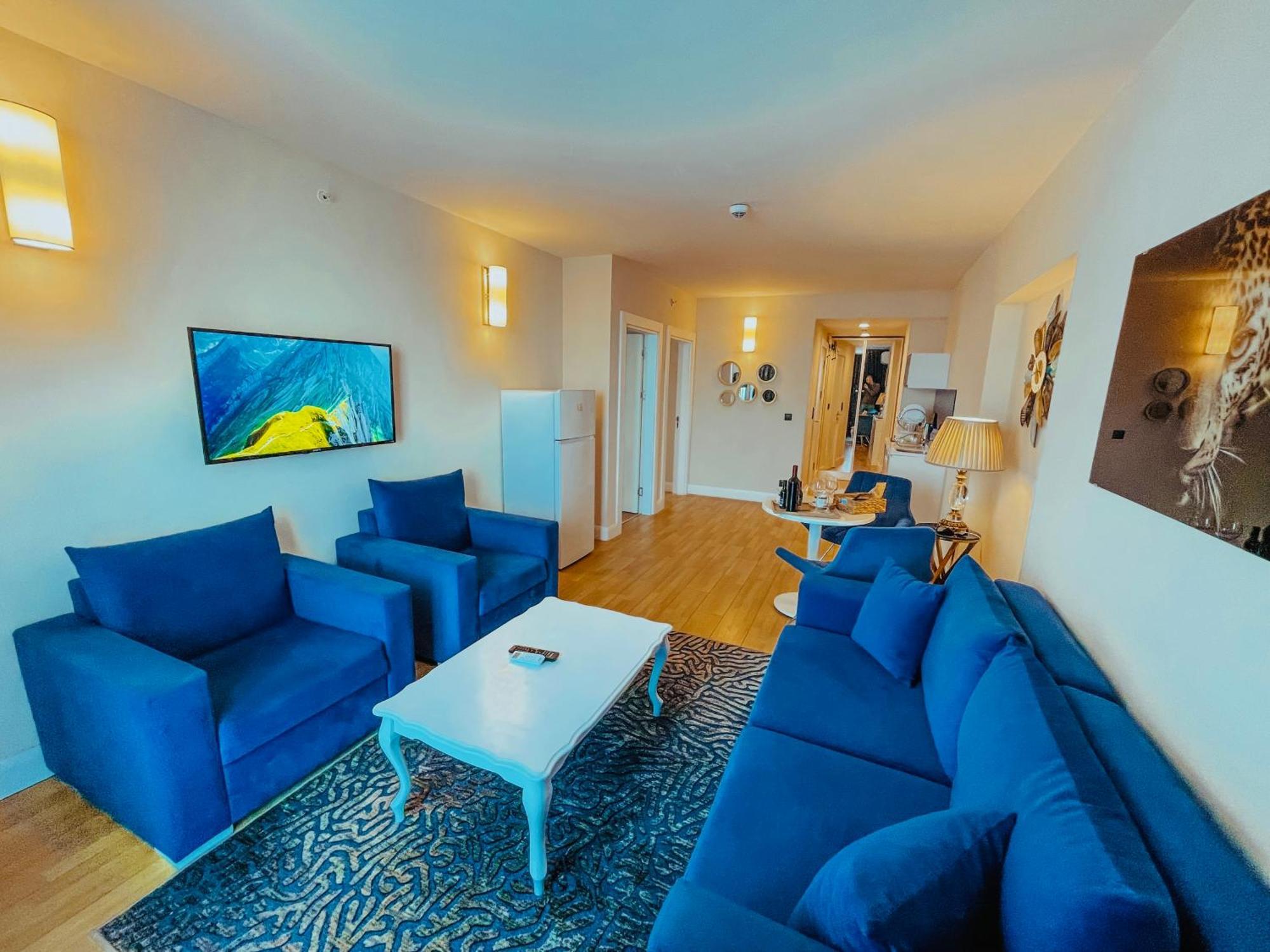 Luxury Batumi Hotel Buitenkant foto