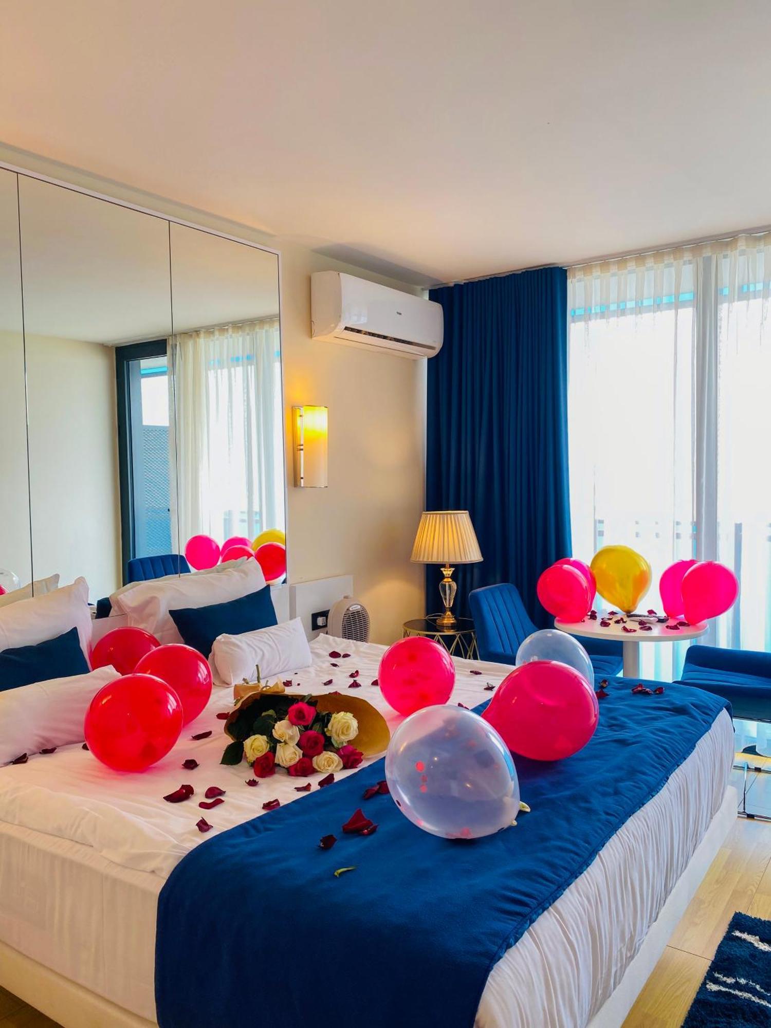 Luxury Batumi Hotel Buitenkant foto