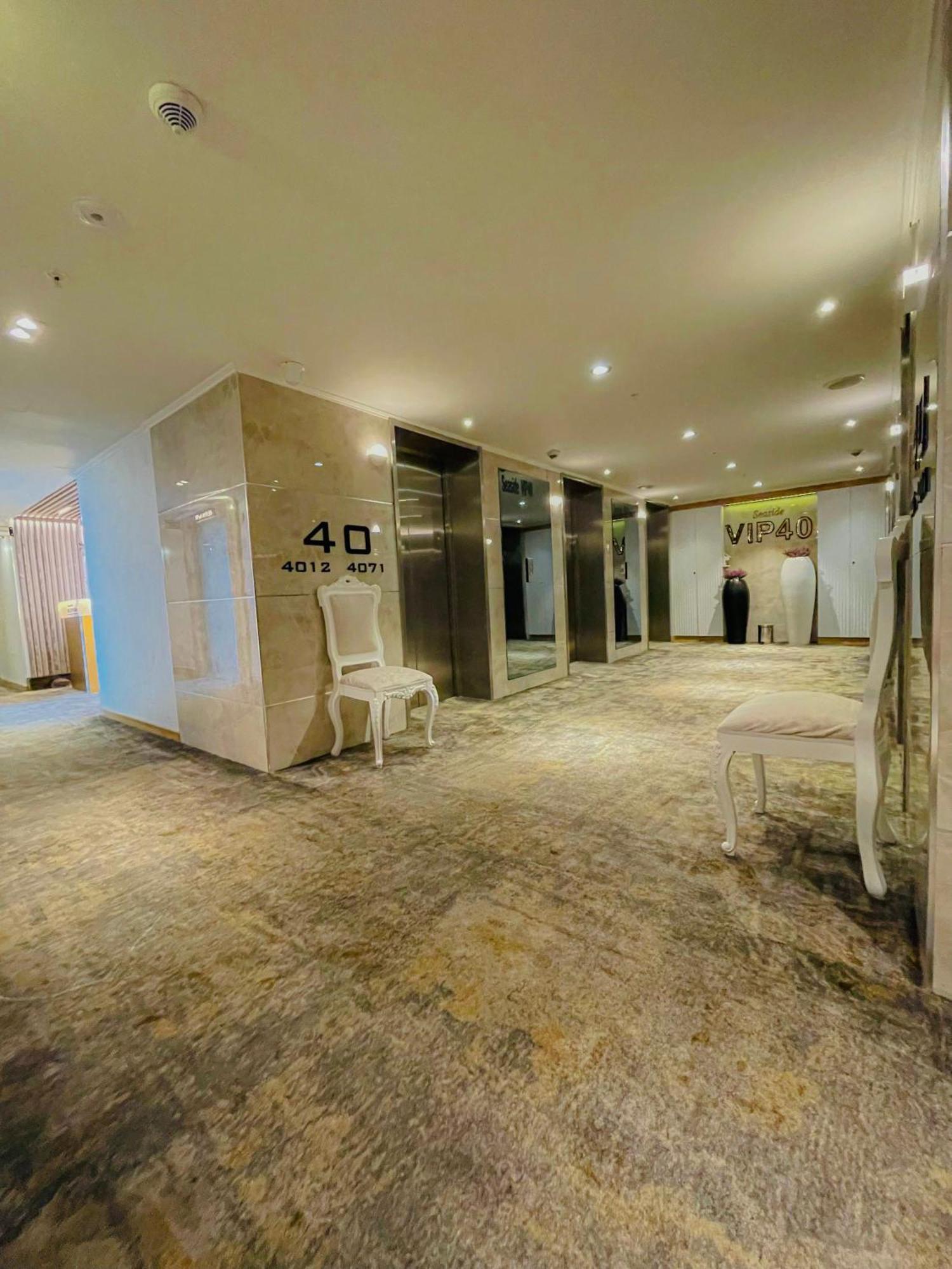 Luxury Batumi Hotel Buitenkant foto