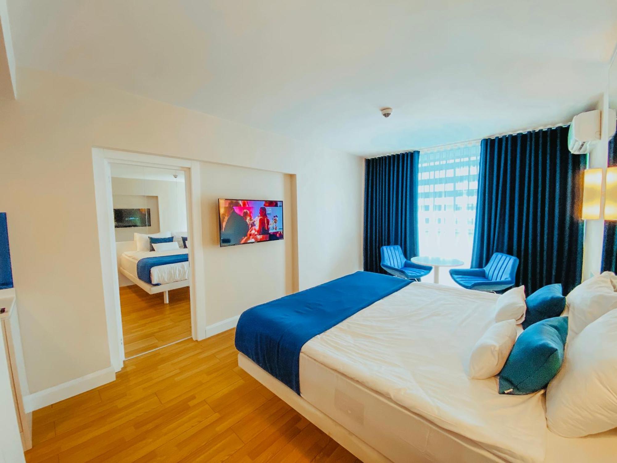Luxury Batumi Hotel Buitenkant foto