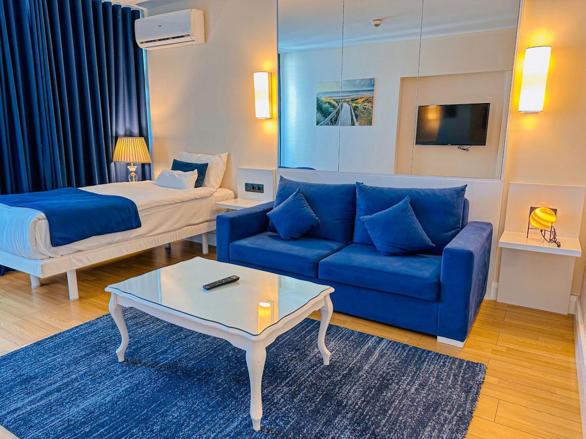 Luxury Batumi Hotel Buitenkant foto