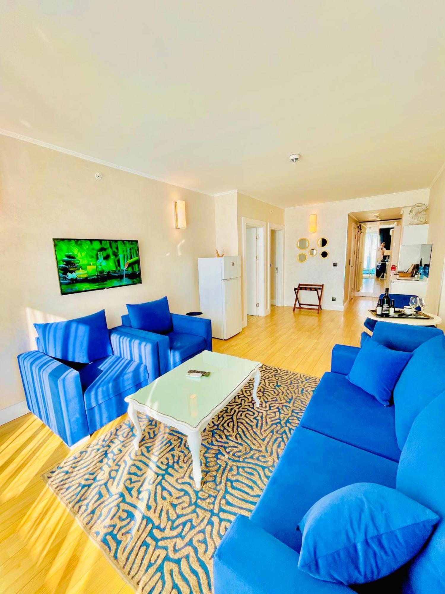 Luxury Batumi Hotel Buitenkant foto